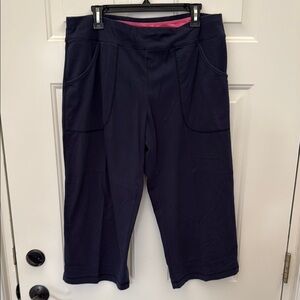 Navy Blue Cropped Pants